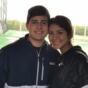 Meet your Posher, Dahlia